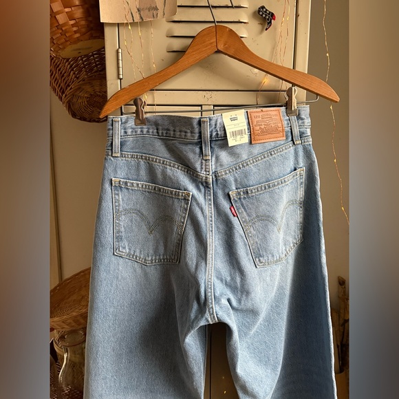 Levi’s High Rise Dad Jean - Picture 11 of 14